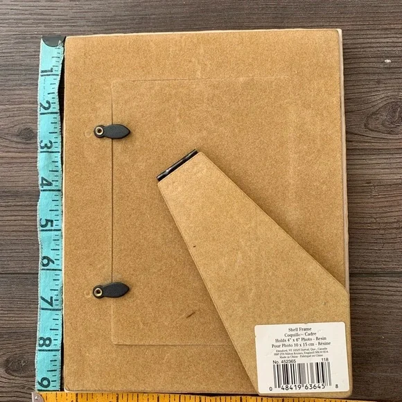 Shell-Embellished Photo Frame - Picture 3 of 7